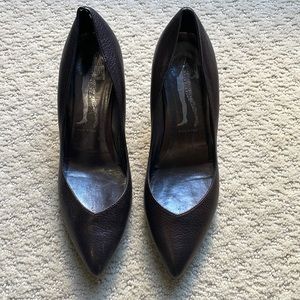 Great Condition Belle By Sigerson Morrison Leather 3” heel Pumps. Wore 2-3x only